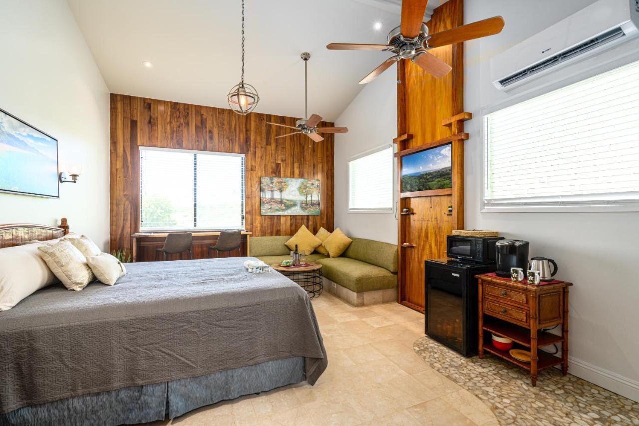 Noahs Hideaway Luxury B&B Lahaina Esterno foto